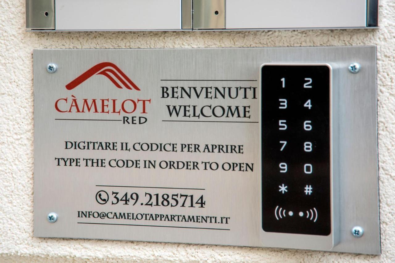 Camelot Red - Appartamenti Vérone Extérieur photo